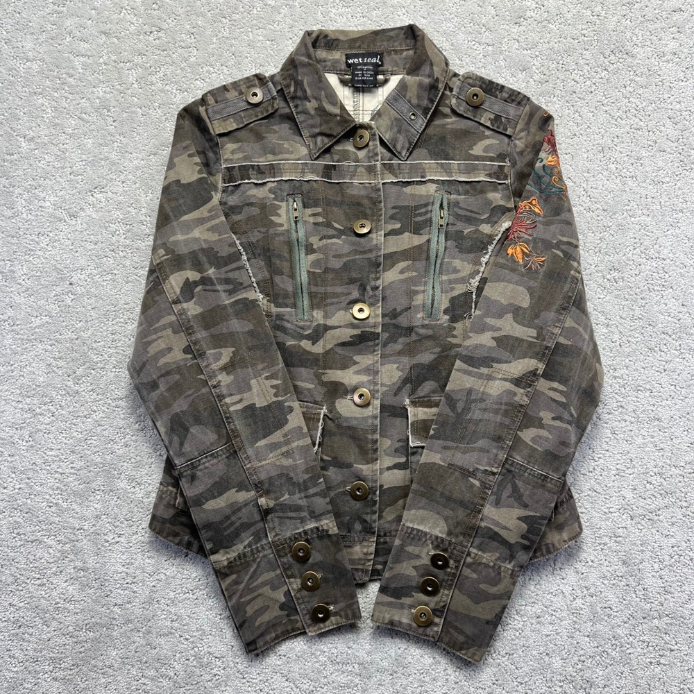 Wet Seal Jacket Womens Medium Camo Military Style Embroidered Distressed Y2K